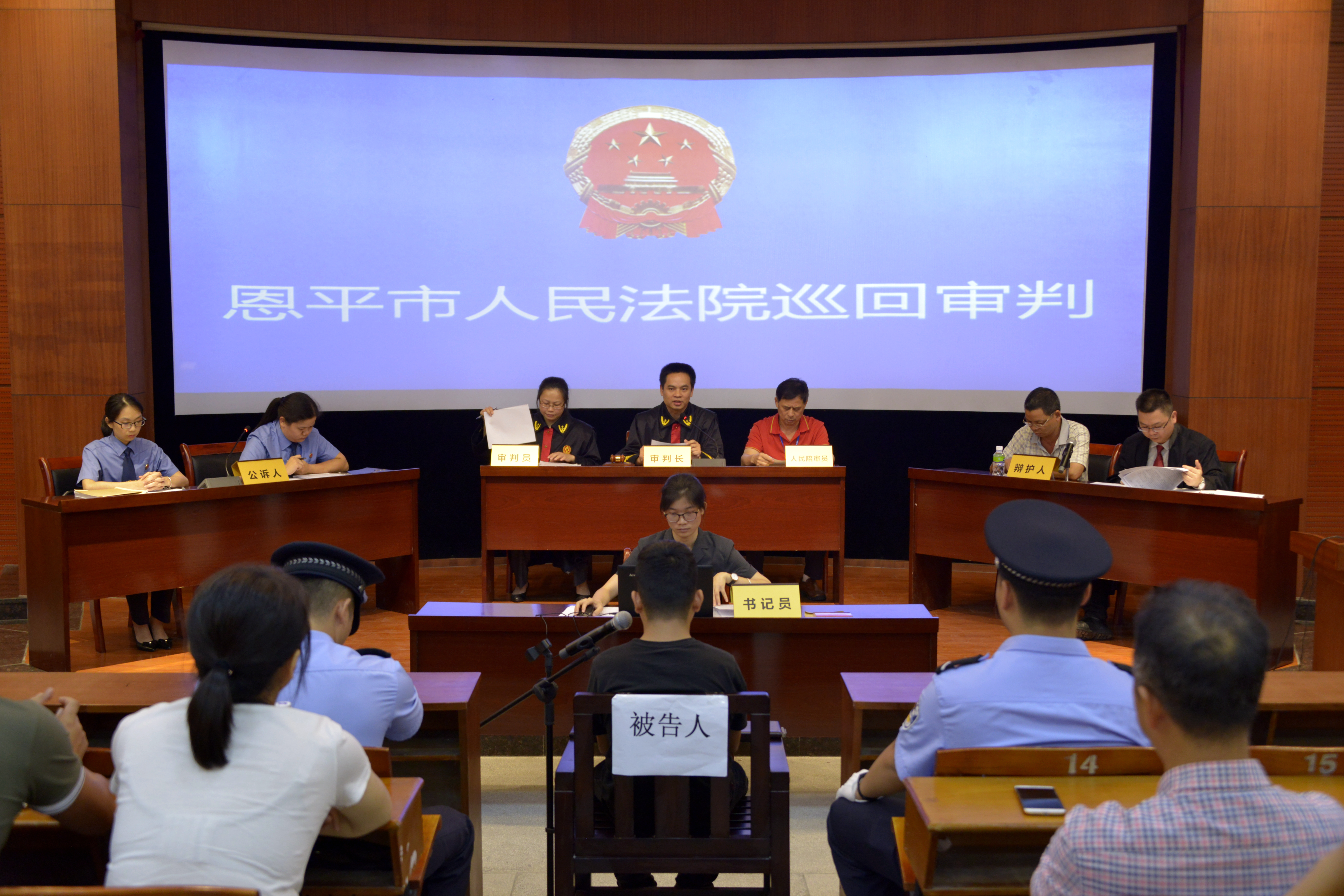 牟玉春2（組照04：巡回審判、情暖僑鄉(xiāng)—校園普法18.6.28）.JPG