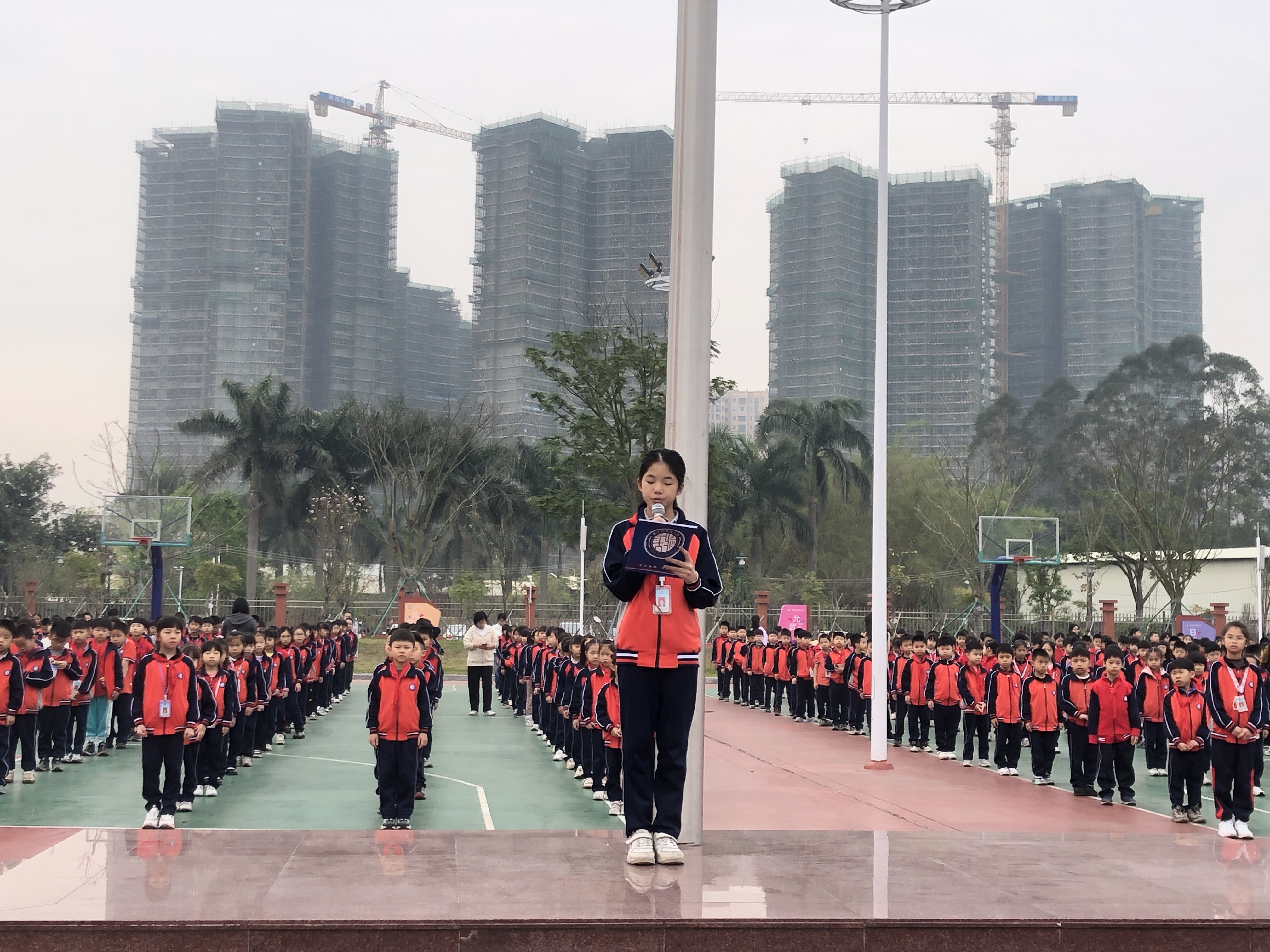 國旗下講話.jpg